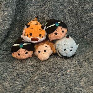 Aladdin tsum tsums